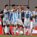 Argentina le ganó un partido durísimo a Chile en la noche de los Martínez: de las manos del Dibu a la fe de Lautaro