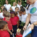 Niños y jóvenes de Portuguesa aprenden sobre las propiedades del cacao en la Ruta Científica