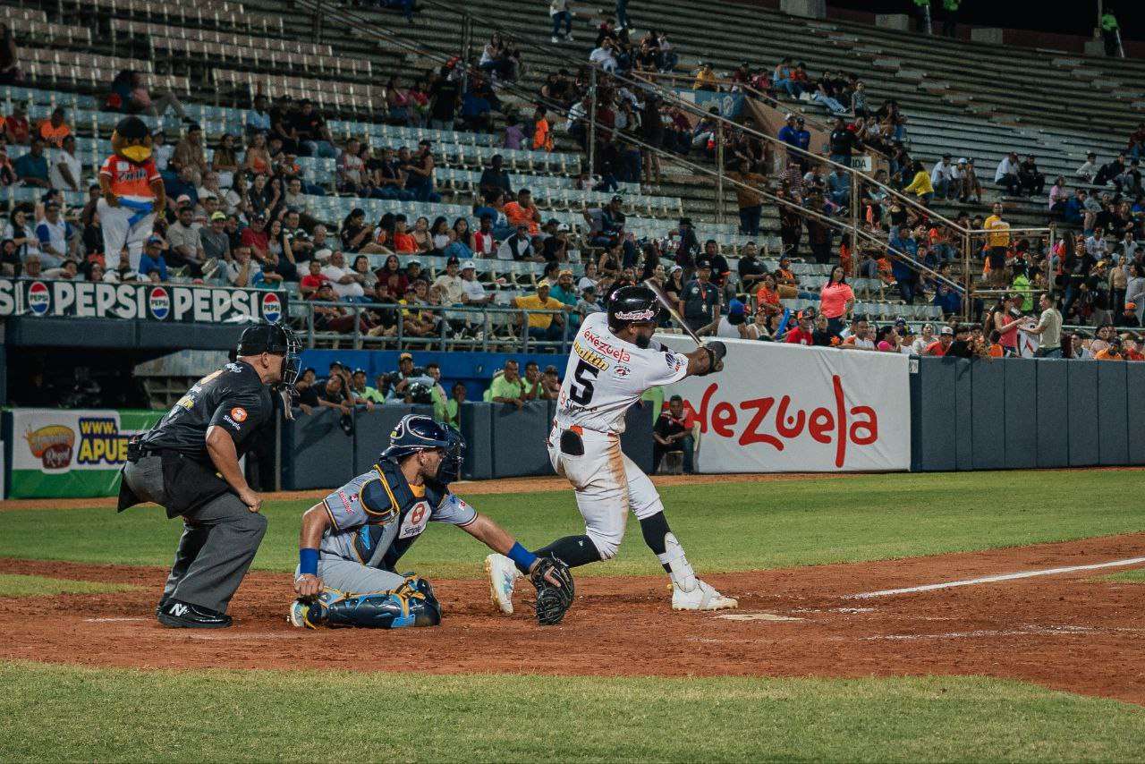 Magallanes ganó el primero en el nido ante las Águilas