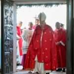 Jubileo: el Papa abrió una Puerta Santa en una cárcel romana para purgar los pecados