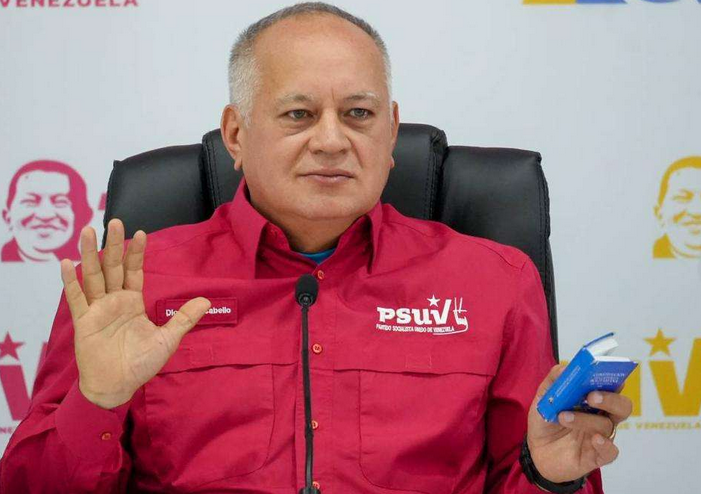 Diosdado Cabello denuncia que MCM y Simonovis piensan atacar servicios públicos con explosivos