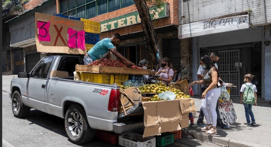 Emprendimiento informal muestra descenso en Venezuela
