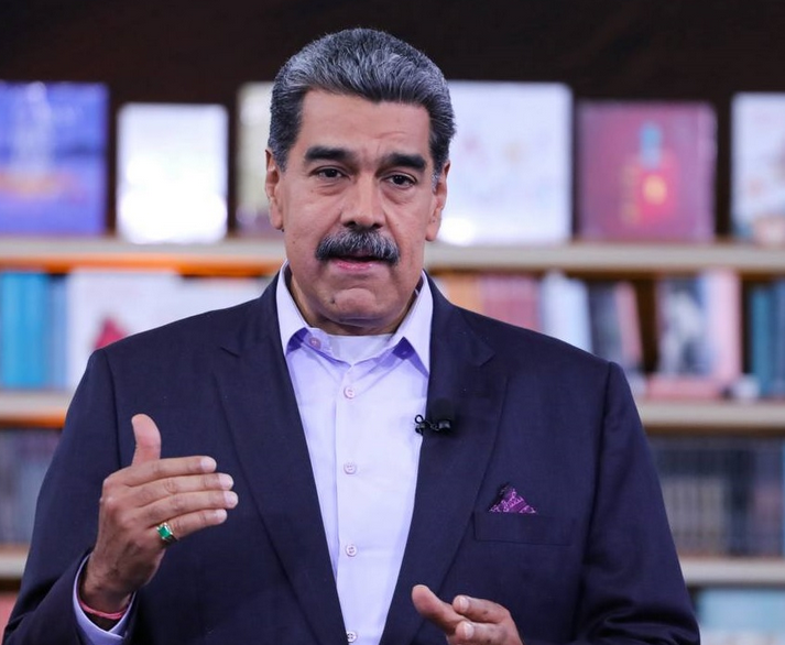 Maduro asegura que la democracia en Venezuela “se está perfeccionando”