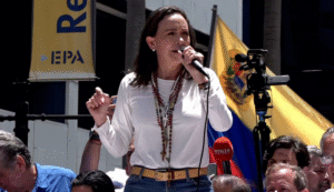 Piden al TSJ revocar nacionalidad de María Corina y una veintena de opositores