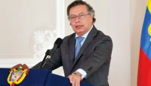 Petro exige liberación de Enrique Márquez y presos políticos en cárceles de Venezuela