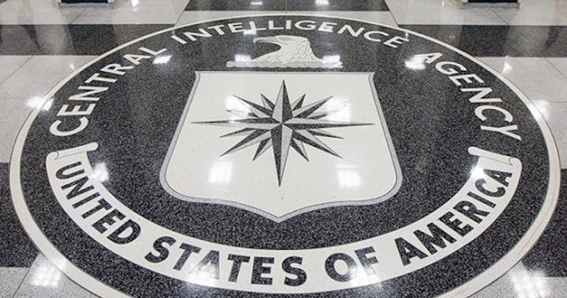 EDITORIAL: LA CIA: 60 AÑOS OPERANDO EN VENEZUELA, Y 25 AÑOS CONSPIRANDO