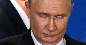 Los “idiotas útiles” de Estados Unidos a quienes Putin toca como una flauta