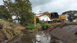 Alcaldía de Guanare activa plan de mantenimiento y limpieza de drenajes en la Urbanización El Placer