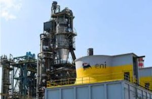 Compañía energética Eni acepta crudo venezolano para compensar deuda por gas