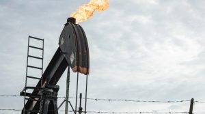 EE. UU. proyecta ingresos por $2.000 millones en esquema petrolero con Venezuela