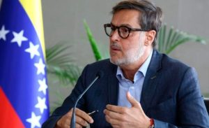 Rodríguez designa al excanciller Félix Plasencia como representante de Venezuela ante Estados Unidos