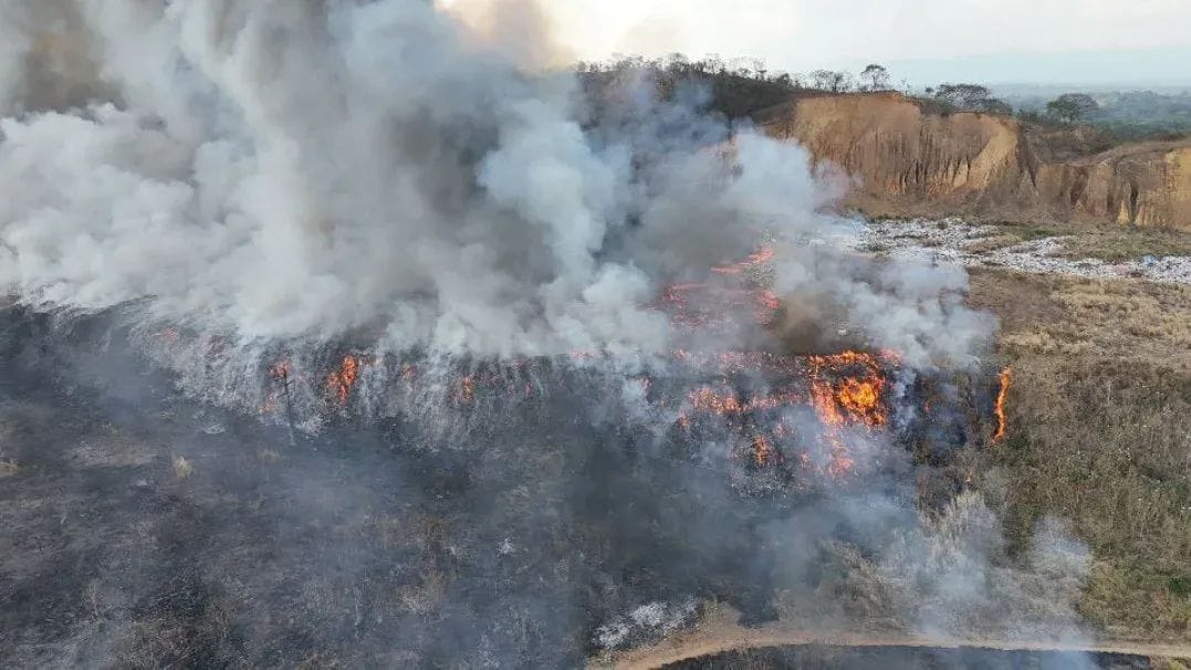 EDITORIAL: EL HUMO DE LA QUEMA INDISCRIMINADA, UN ASESINO SILENCIOSO