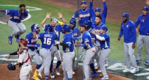 Venezuela elimina a Japón y avanza a semifinales del Clásico Mundial