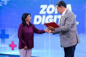 Reconocimiento de EE.UU. a Delcy Rodríguez debilita a Maduro ante tribunal de Nueva York