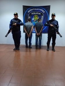 Una niña era abusada por su abuelo y su tío en Ospino: ambos fueron capturados por el CPBEP