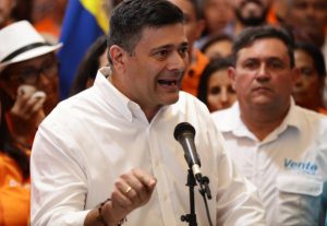 Freddy Superlano propone una «reconstrucción institucional» completa de los poderes en Venezuela