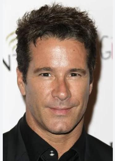 Fernando Carrillo: La última comiquita